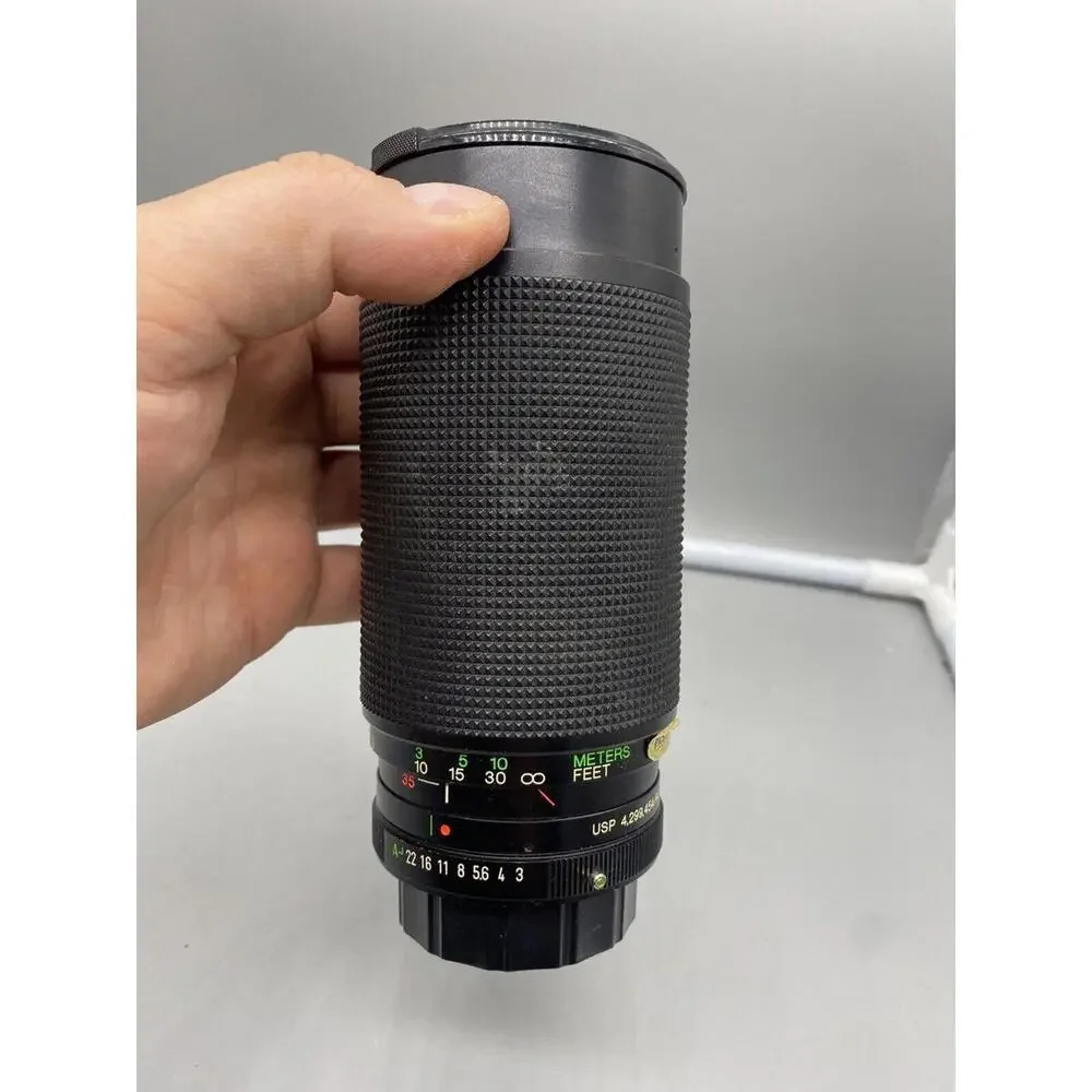 Vivitar Series 35-200mm 1.3.0-4.5 Macro Focusing Zoom Lens No.77506569